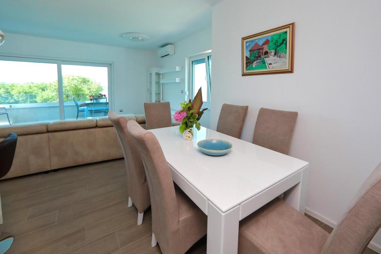 Apartmani Marina S Pogledom, Sukošan エクステリア 写真