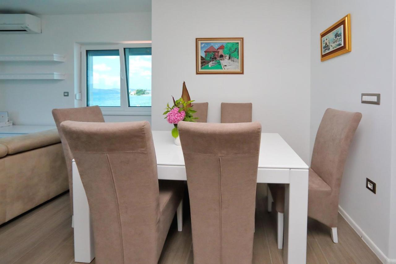 Apartmani Marina S Pogledom, Sukošan エクステリア 写真