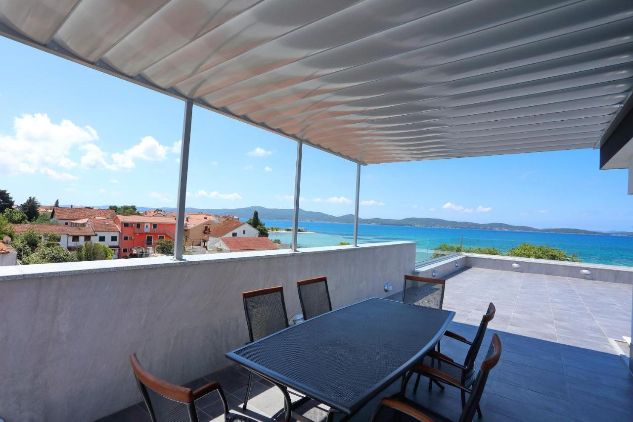 Apartmani Marina S Pogledom, Sukošan エクステリア 写真